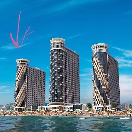 Orbi Sea Tower Block A Apartment Batumi Bagian luar foto